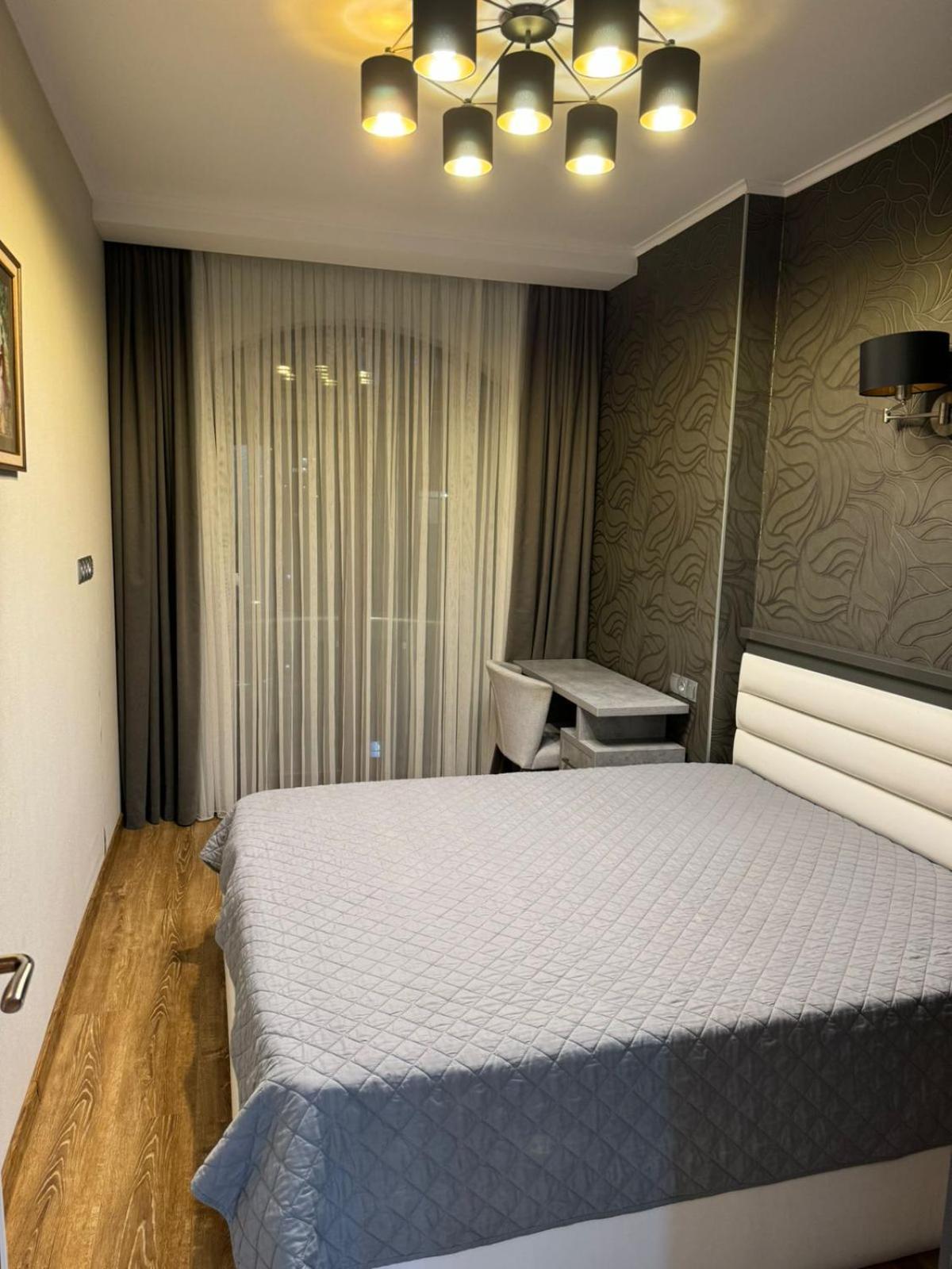 Appartment Giorgi Batumi Exterior photo