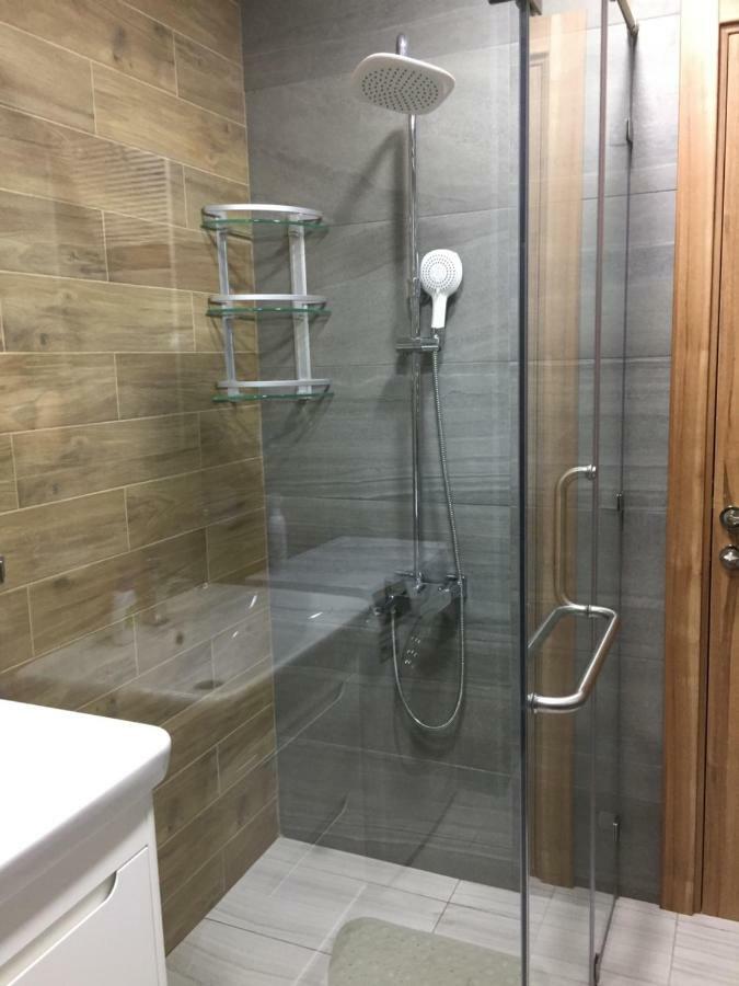 Appartment Giorgi Batumi Exterior photo
